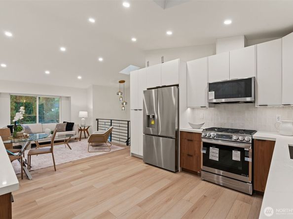 2709 229th Place NE, Sammamish WA 98074