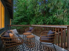 2709 229th Place NE, Sammamish WA 98074