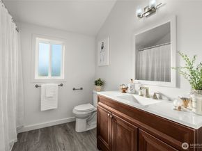 125 Martin Luther King Jr Way, Seattle WA 98122