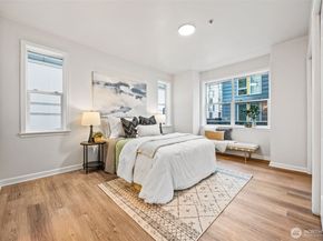 4722 12th Avenue NE 203, Seattle WA 98105