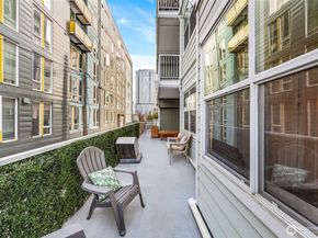 4722 12th Avenue NE 203, Seattle WA 98105