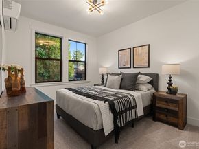 8013 131st Place NE, Kirkland WA 98033