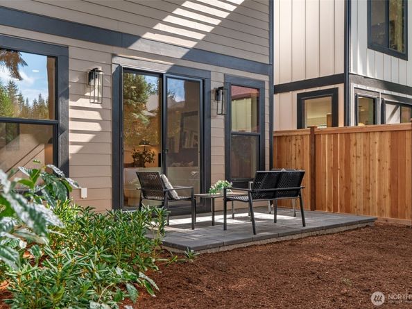 8013 131st Place NE, Kirkland WA 98033