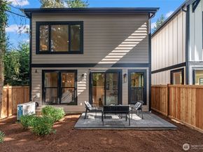 8013 131st Place NE, Kirkland WA 98033