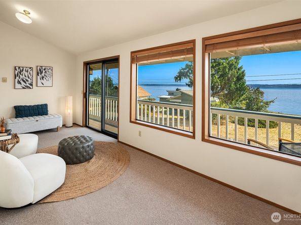 27523 SW Sandy Shores Drive, Vashon WA 98070