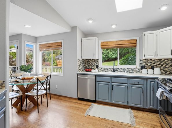 15812 140th Court SE, Renton WA 98058