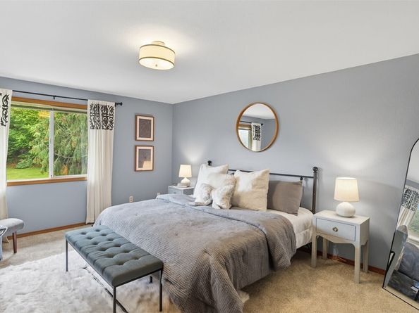 15812 140th Court SE, Renton WA 98058