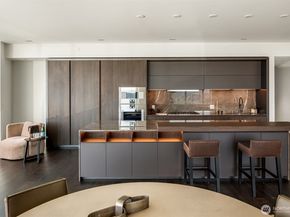 838 Avenue Square NE 1901, Bellevue WA 98004