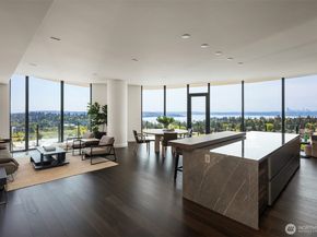 838 Avenue Square NE 1901, Bellevue WA 98004