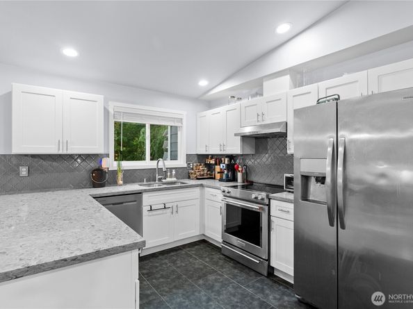 5421 S Roxbury Street, Seattle WA 98118