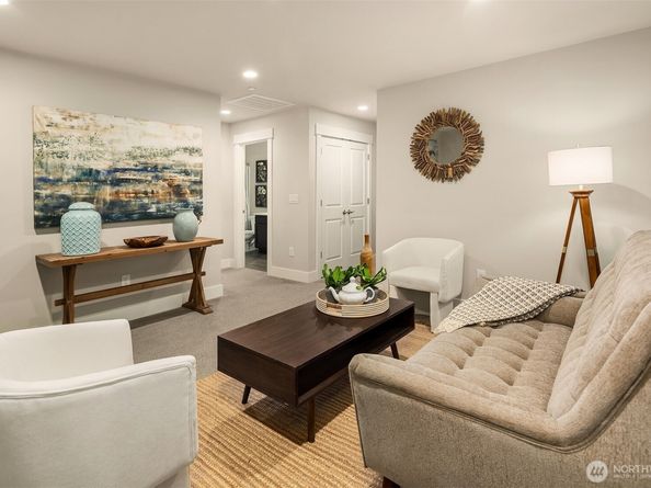 844 224th Avenue NE, Sammamish WA 98074