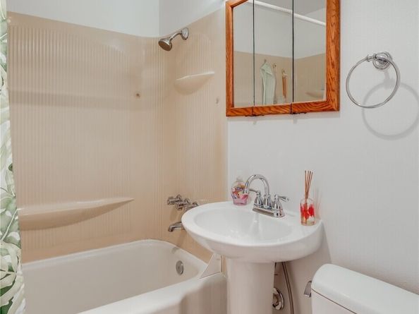 551 Bronson Way NE, Renton WA 98056