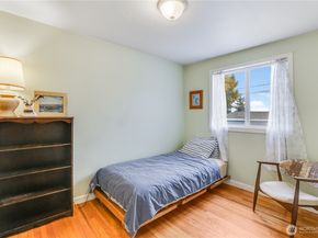 551 Bronson Way NE, Renton WA 98056