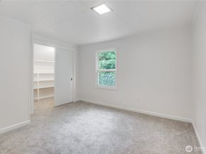 551 Bronson Way NE, Renton WA 98056