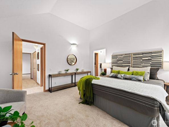 930 37th Avenue, Seattle WA 98122