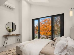 419 99th Avenue NE, Bellevue WA 98004