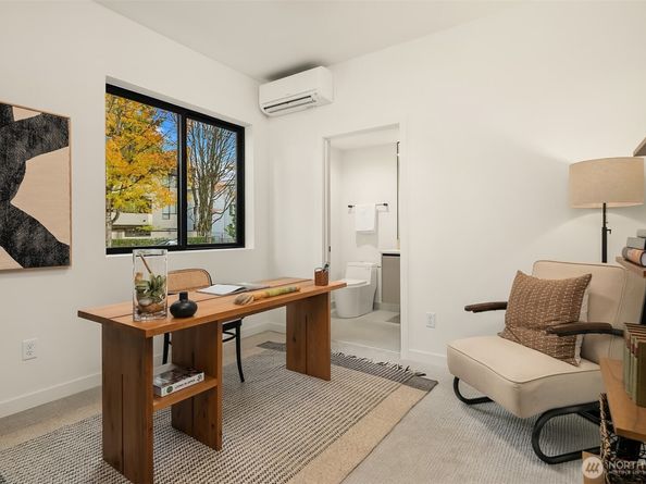 419 99th Avenue NE, Bellevue WA 98004