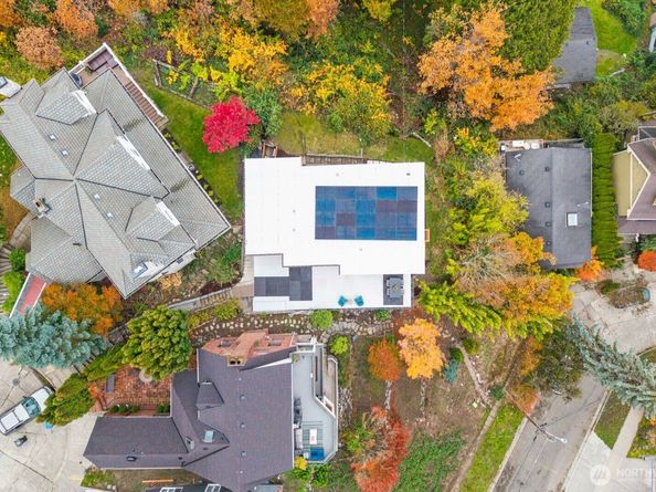 1701 41st Avenue SW, Seattle WA 98116