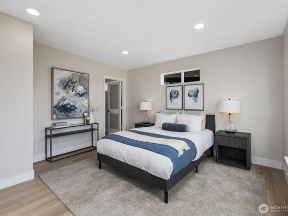 1701 41st Avenue SW, Seattle WA 98116