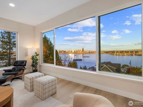 1701 41st Avenue SW, Seattle WA 98116