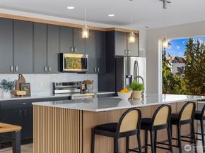 1701 41st Avenue SW, Seattle WA 98116