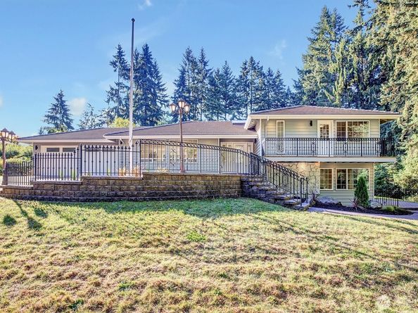 1622 175th Street SW, Lynnwood WA 98037