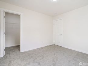 2511 NE 1st Street, Renton WA 98056