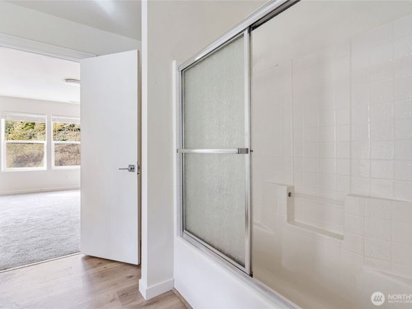 2511 NE 1st Street, Renton WA 98056