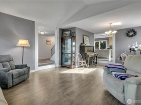 22030 120th Avenue SE, Kent WA 98031