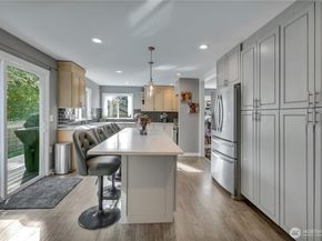 22030 120th Avenue SE, Kent WA 98031