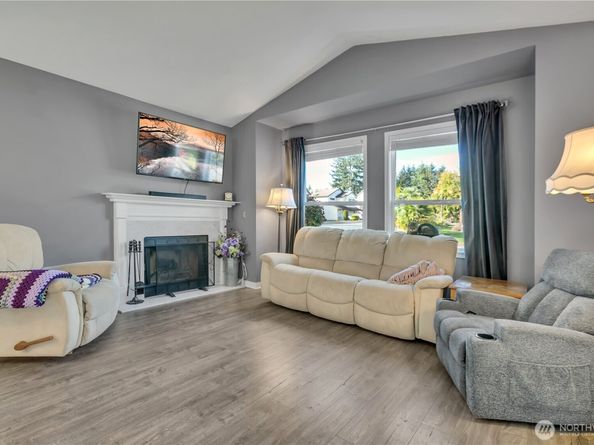 22030 120th Avenue SE, Kent WA 98031