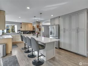 22030 120th Avenue SE, Kent WA 98031