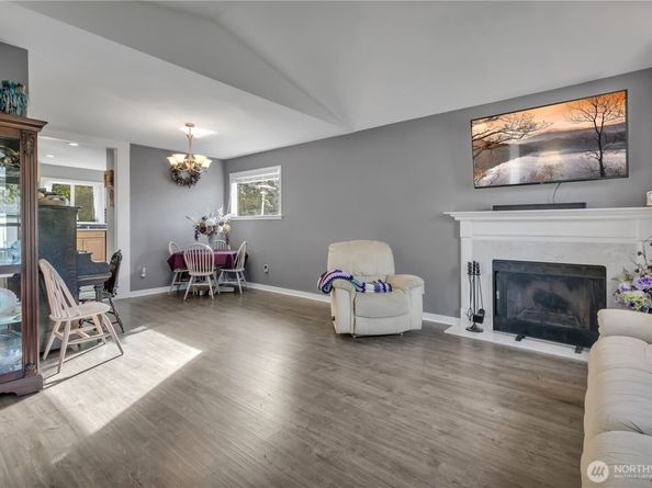 22030 120th Avenue SE, Kent WA 98031