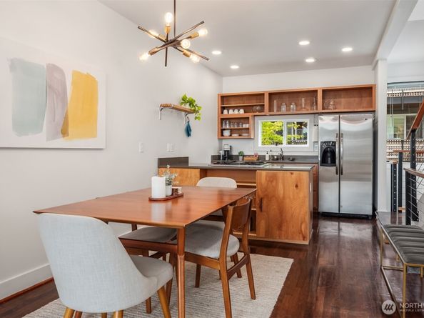 556 Highland Drive, Seattle WA 98109