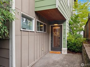 556 Highland Drive, Seattle WA 98109