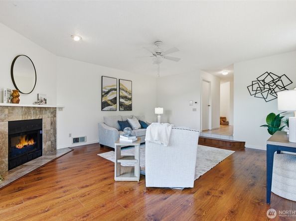 3416 161st Court SE 35, Bellevue WA 98008