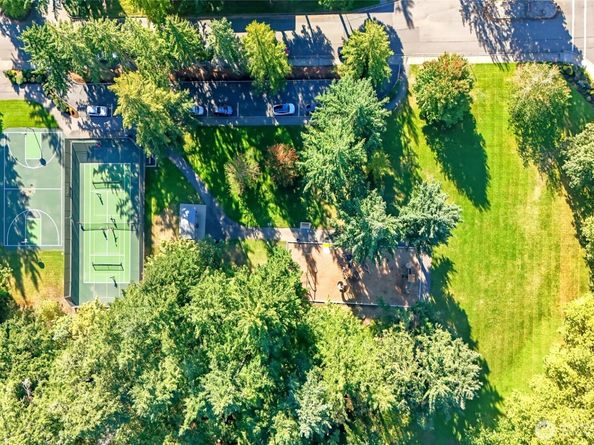 3416 161st Court SE 35, Bellevue WA 98008