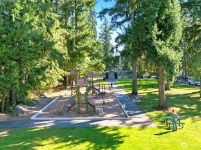 3416 161st Court SE 35, Bellevue WA 98008