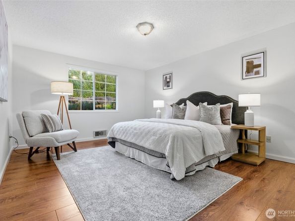 3416 161st Court SE 35, Bellevue WA 98008