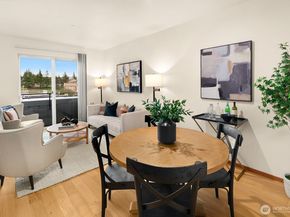 668 S Lane Street 711, Seattle WA 98104