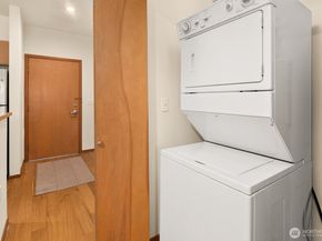 668 S Lane Street 711, Seattle WA 98104