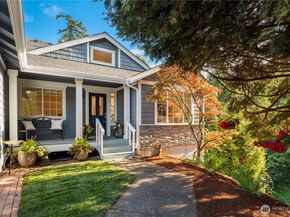 1052 S 264th Street, Des Moines WA 98198