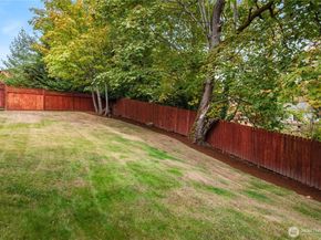 1052 S 264th Street, Des Moines WA 98198