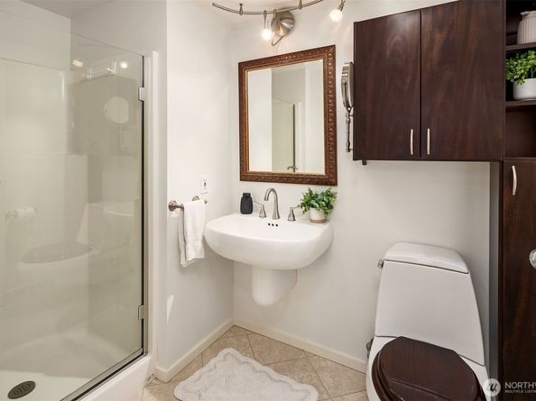 2000 1st Avenue 703, Seattle WA 98121