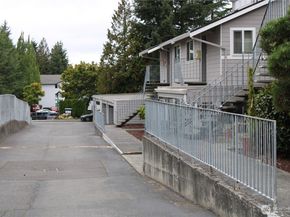 23850 102nd Avenue SE C4, Kent WA 98031