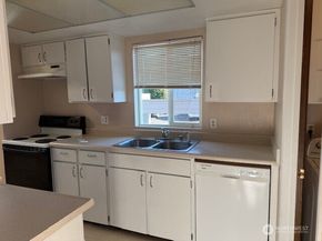 23850 102nd Avenue SE C4, Kent WA 98031