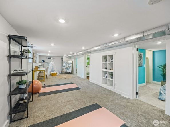 3845 45th Avenue SW, Seattle WA 98116