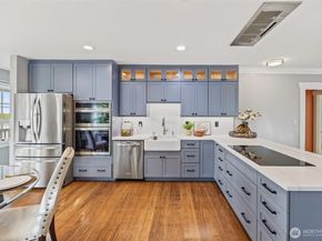 3845 45th Avenue SW, Seattle WA 98116