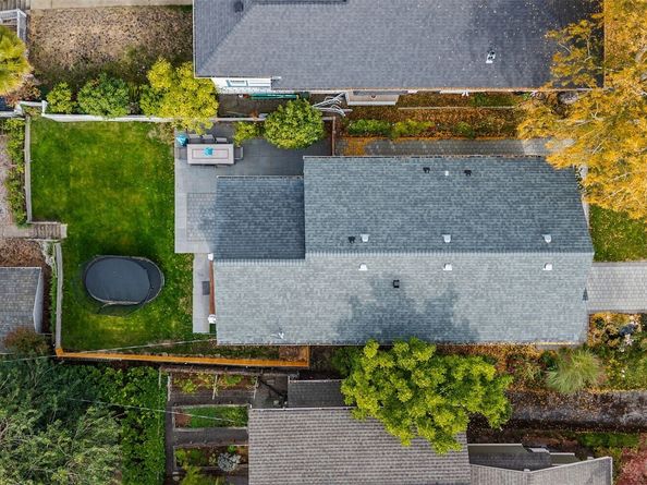 3845 45th Avenue SW, Seattle WA 98116