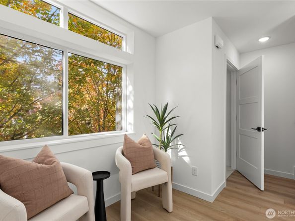 6540 A Latona Avenue NE, Seattle WA 98115